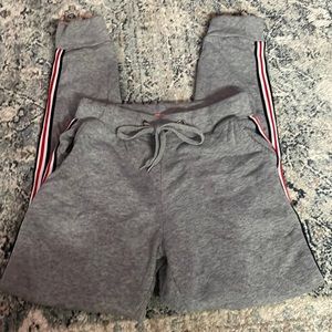 size medium rainbow thick sweatpants